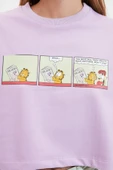 Lila Lisanslı Garfield Baskılı Crop Örme İnce Sweatshirt thumbnail 3