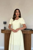 Sarı Göğüs Büzgülü Elbise thumbnail 3