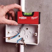 Milwaukee Minibox Su Terazisi 10cm thumbnail 2