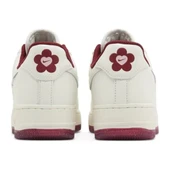 Nike Air Force 1 Low Valentines Day 2024 thumbnail 4