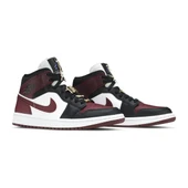 Air Jordan 1 Mid SE Gold Pendant thumbnail 3
