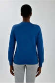 Kadın Sol Göğsü Logo Detaylı Sweatshirt thumbnail 3