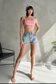 Püsküllü Yırtık Detaylı Denim Mini Şort thumbnail 3