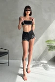 Yırtık Detaylı Denim Mini Şort thumbnail 5