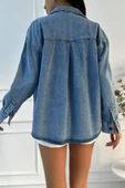 Kadın Oversize Mavi Denim Gömlek thumbnail 2