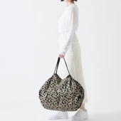 Shupatto Compact Bag - M - Paw Marks thumbnail 3