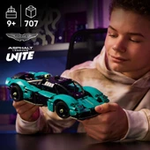LEGO 42208 Technic Aston Martin Valkyrie thumbnail 5