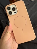 iPhone 11 MagSafe Mat Silikon Kılıf Şeftali thumbnail 1
