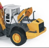 Bruder Liebherr L 574 Kepçe Br02430 thumbnail 3
