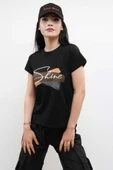 Moda Çizgi Shine Baskılı Tshirt Siyah thumbnail 3