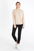 Kadın Bej Renk Basic Bisiklet Yaka Sweatshirt thumbnail 4
