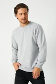 Erkek Gri Basic Bisiklet Yaka Sweatshirt thumbnail 2