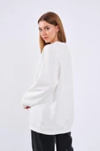 Ekru Kadın Pamuklu Oversize Basic Bisiklet Yaka Sweatshirt thumbnail 3