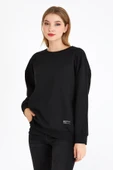 Kadın Siyah Renk Basic Bisiklet Yaka Sweatshirt thumbnail 1