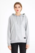 Kadın Gri Kapüşonlu Basic Örme Sweatshirt thumbnail 2