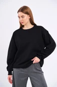 Kadın Siyah Pamuklu Oversize Basic Bisiklet Yaka Sweatshirt thumbnail 2