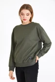 Kadın Haki Renk Basic Bisiklet Yaka Sweatshirt thumbnail 2
