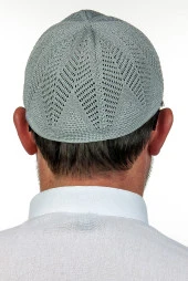 Berra Çelik Örme Dantel Namaz Takkesi Gri 1 Adet thumbnail 2