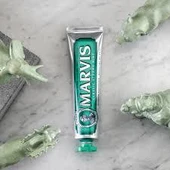 Marvis Classic Strong Mint Diş Macunu 85 ml thumbnail 2