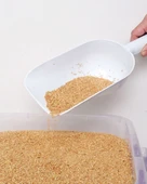 Yem Küreği Pvc 1 Kg thumbnail 1