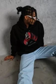 Erkek Eldiven Baskılı Kapüşonlu Sweat - Siyah thumbnail 3