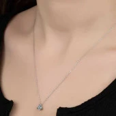 Swarovski Taşlı Gümüş Tektaş Bayan Kolye thumbnail 1