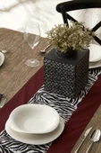 Karaca Home Zebra Desenli Runner 140x200 cm thumbnail 2