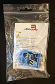 Legoland Discovery Centre 2019 Policeman Pattern Duplo Brick 1x2x2 thumbnail 2