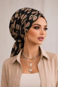 Aişe Tesettür Bahar Yeşili Tokalı Bone thumbnail 1