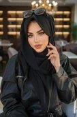 Aişe Tesettür Siyah Şapkalı Şal thumbnail 1