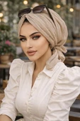 Aişe Tesettür Bej Ponpon Tokalı Bone thumbnail 1