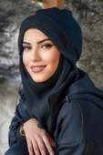 Aişe Tesettür Siyah Maskeli Bere thumbnail 1