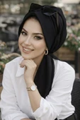 Aişe Tesettür Siyah Fularlı Şapka Bone thumbnail 2