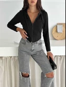 ÖNÜ FERMUARLI KAPŞONLU CROP thumbnail 2