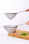 Paslanmaz Çelik Saplı Konik Süzgeç 14 cm thumbnail 2