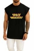 Oversize Space Invaders Video Game Göğüs Tasarımlı Atlet thumbnail 9