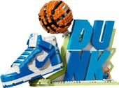 LEGO® Nike x LEGO® Collection Nike Dunk 43008 thumbnail 2