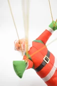 Premium Parşütlü Noel Baba Yılbaşı Süs 68 cm thumbnail 5