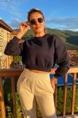 Bisiklet Yaka Crop Sweatshirt thumbnail 4