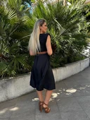 Vatkalı Kemerli Kloş Midi Elbise thumbnail 10