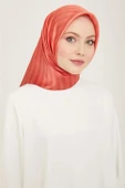 9150 ARMİNE EŞARP thumbnail 3