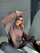 Püsküllü Uzun Kollu Sweat thumbnail 9