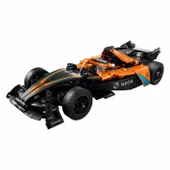 LEGO Technic NEOM McLaren Formula E Yarış Arabası 42169 thumbnail 1