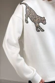 Pul İşlemeli Kaplan Detaylı Oversize Sweatshirt thumbnail 10