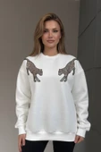Pul İşlemeli Kaplan Detaylı Oversize Sweatshirt thumbnail 9