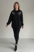 Pul İşlemeli Kaplan Detaylı Oversize Sweatshirt thumbnail 4