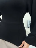 Korse Dikişli Kahve Bluz thumbnail 2