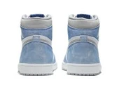 Nike Air Jordan 1 Retro High OG Hyper Royal thumbnail 5