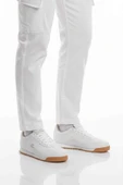 Beyaz Bağcıklı Erkek Sneaker thumbnail 1