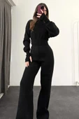 Cemre Life Parmak Geçirmeli Triko Takım thumbnail 1